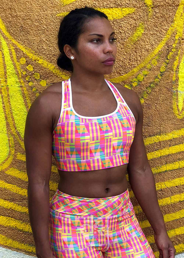 Yoga Bra in Tropikal Palms Pink Kente