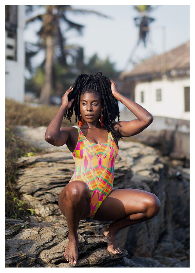 Swimsuit/Yoga in Tropical Palms