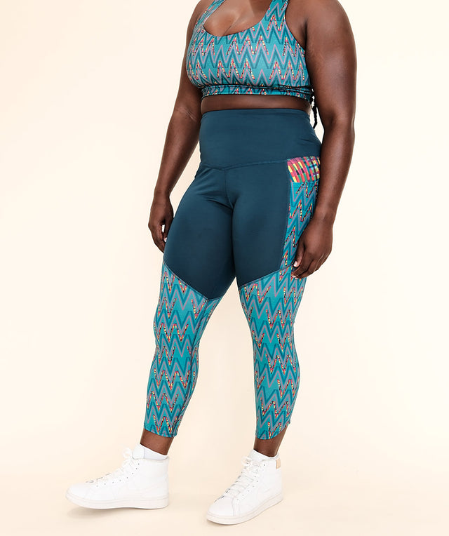 High-Performance Bra + Ankle Crop Legging Set